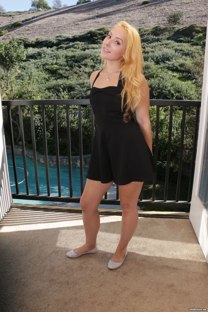 Blonde Teen Kitty Satisfies Her Step-Brother Fuck Fantasy