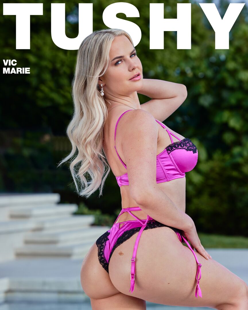 Curvy Goddess Vic Marie Gets Her Perfect Ass Filled