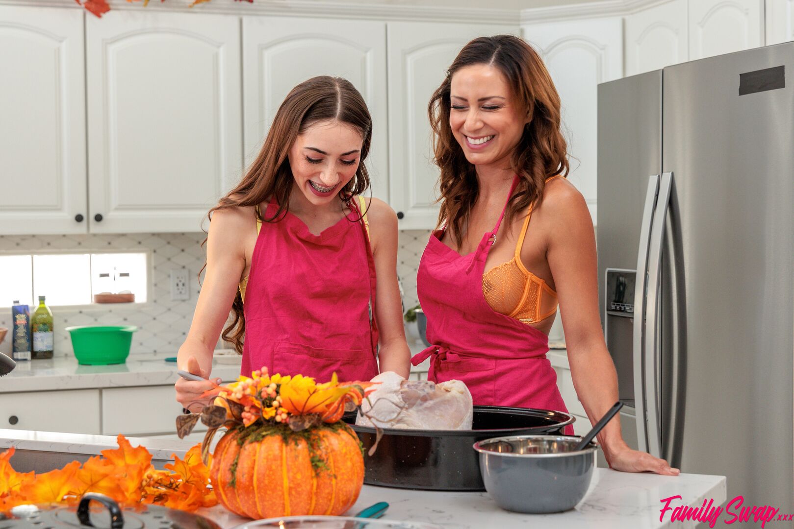 A Swap Family Thanksgiving - S8:E4