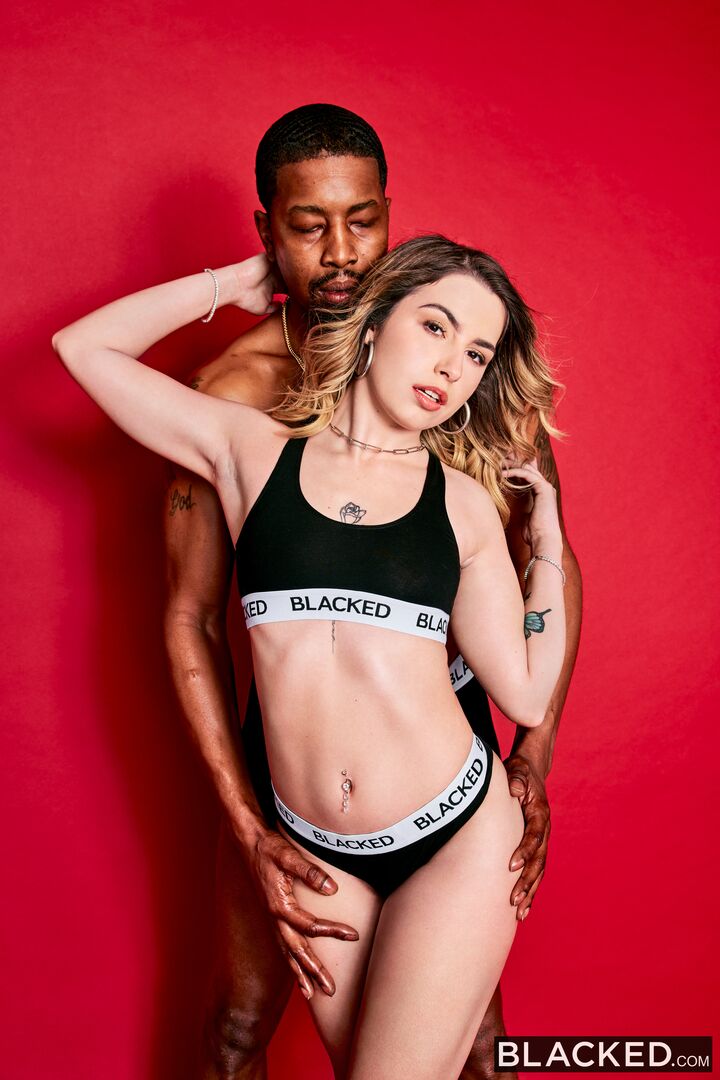 Drama Queen Chanel Has Intense Make Up Sex With BF