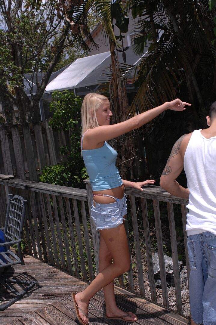 Guy Can't Resist Vanessa In Her New Thong