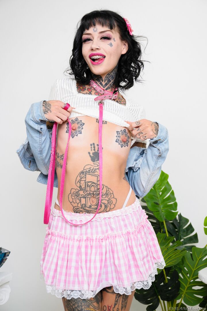 CC DOLL Deepthroat, Anal, A2M, Rim Job