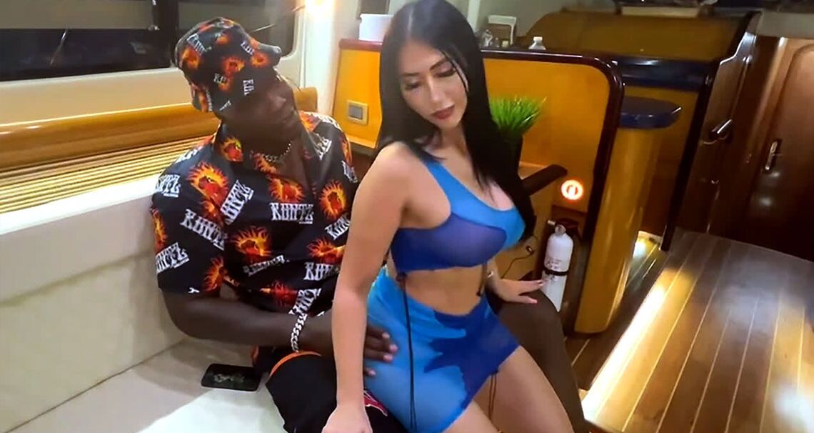 Sex on a Yacht in Miami with Valerie Kay
