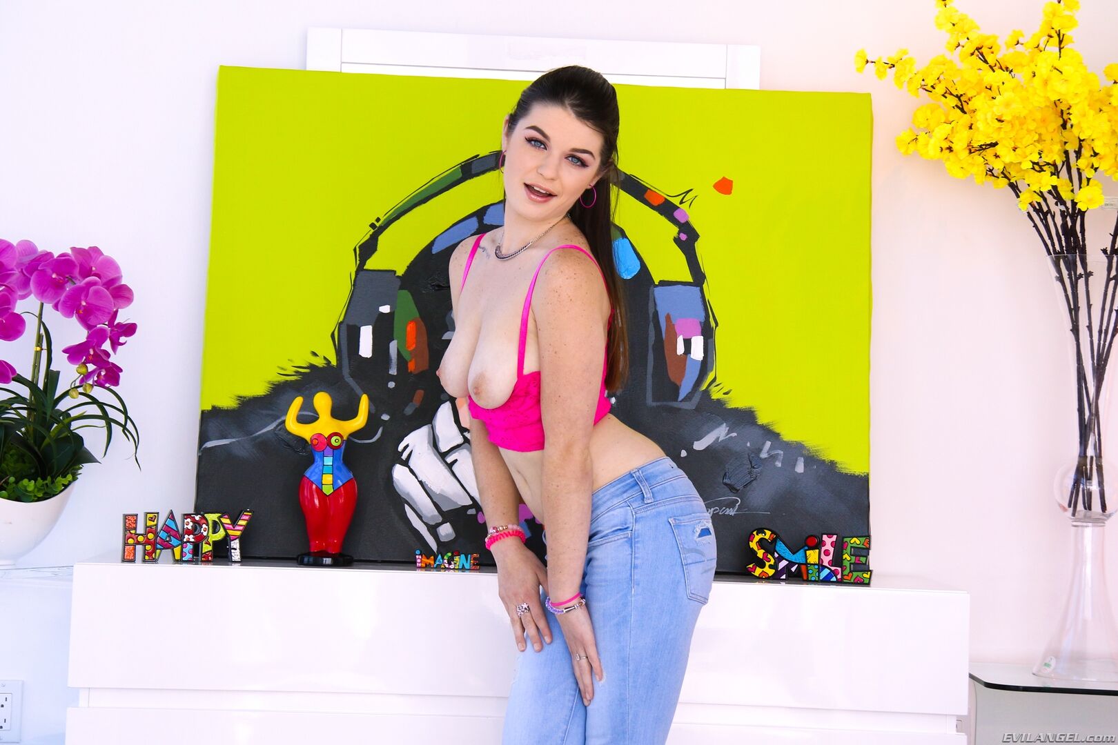 TEEN ANASTASIA BUTT-BLASTED TO GAPING