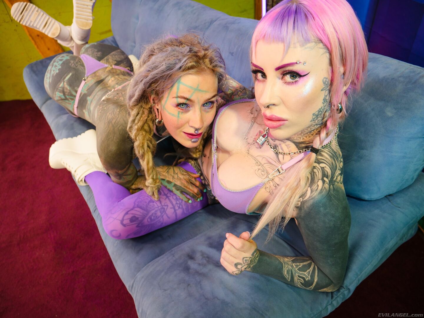 Anuskatzz & Kellie Panther