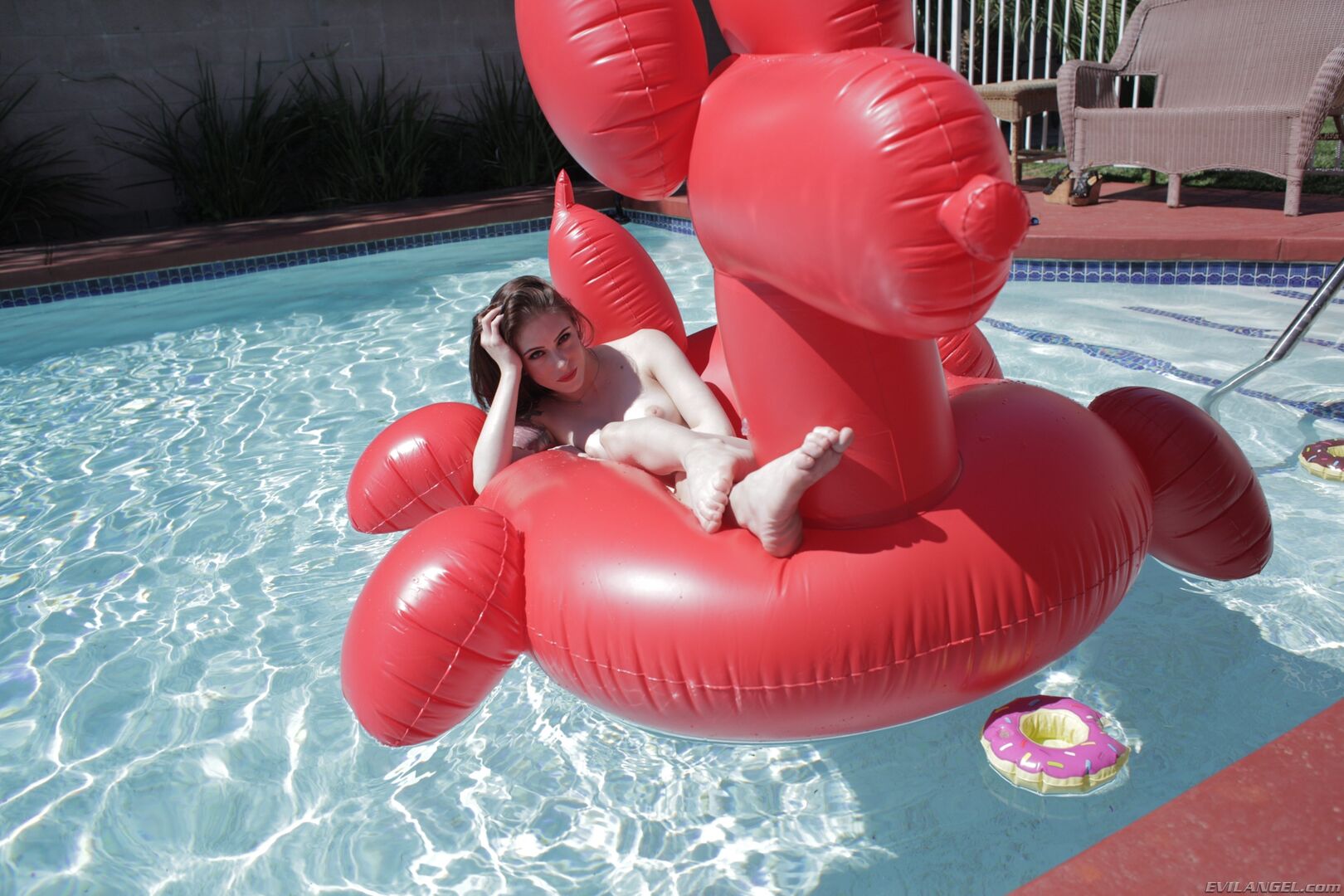 ANNA'S PROLAPSING SODOMY & FOOT FUN