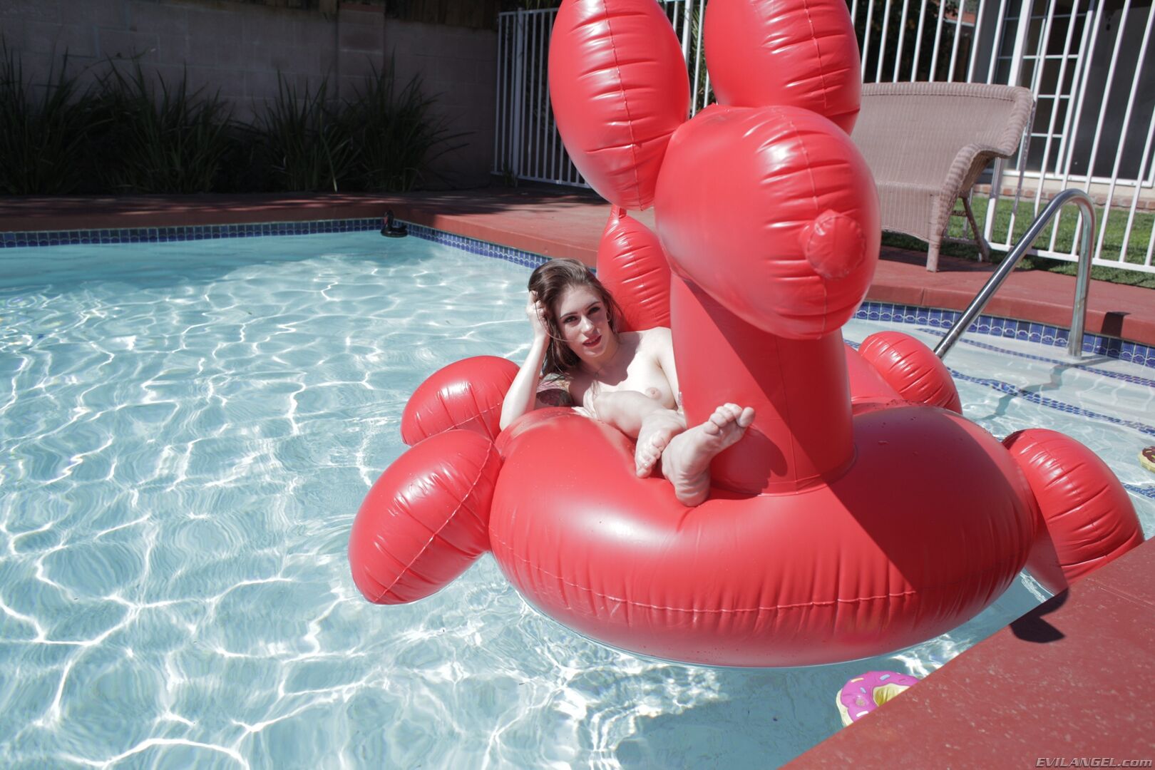 ANNA'S PROLAPSING SODOMY & FOOT FUN