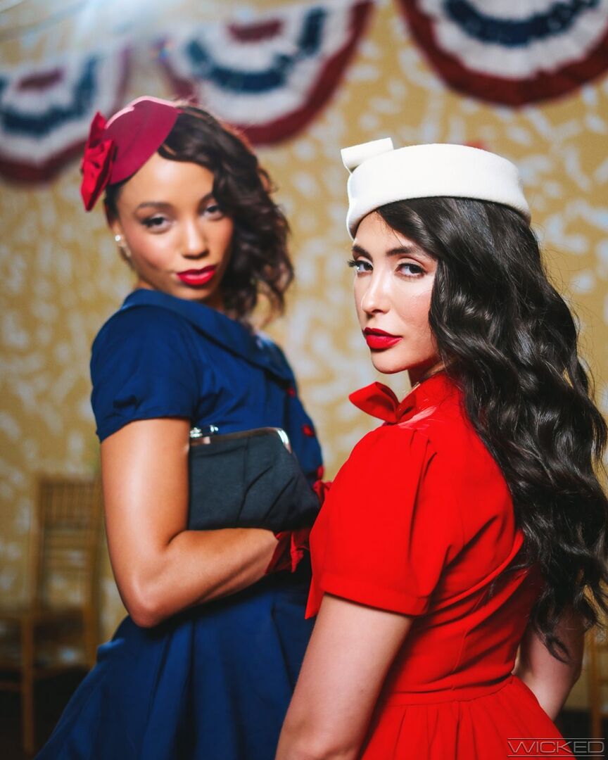 Timeless 1940's