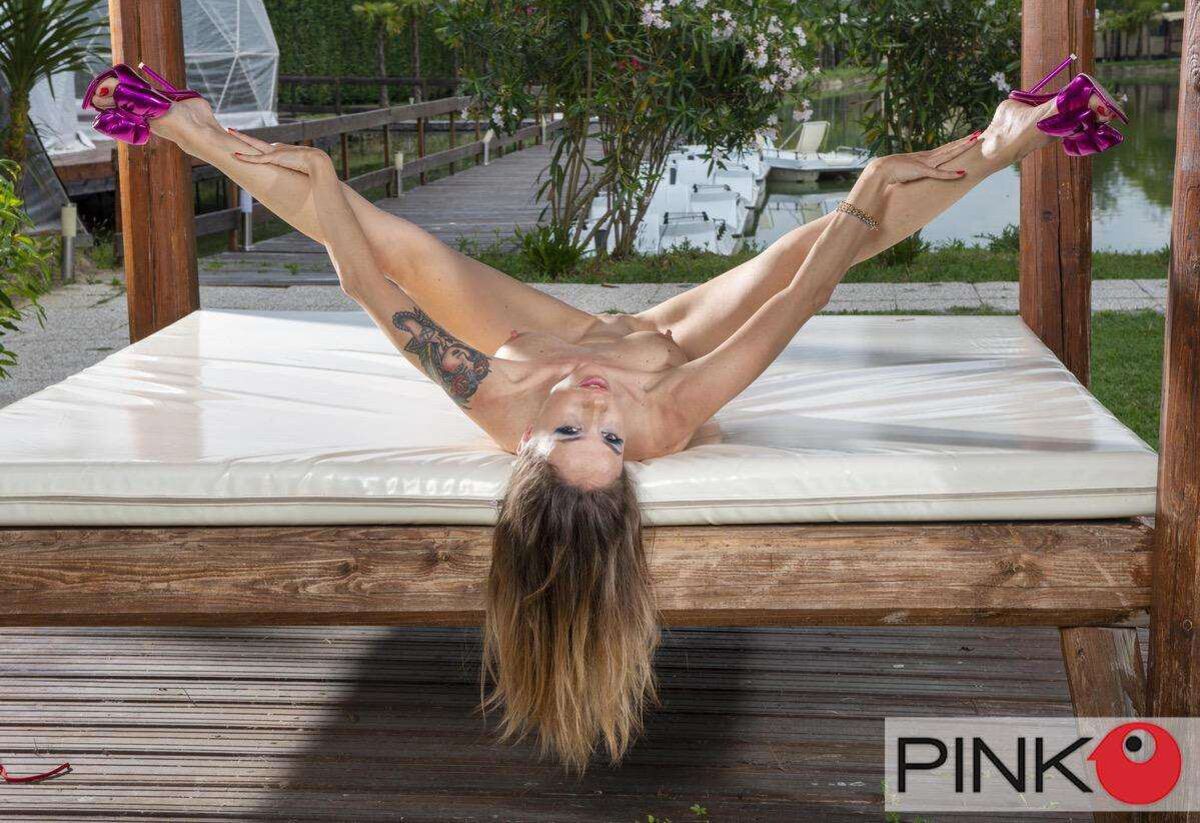 Malena Buggered In The Garden