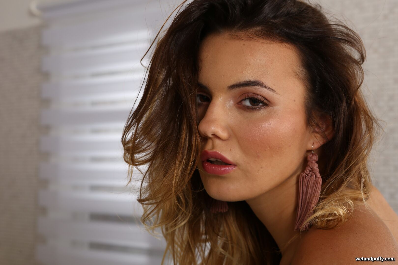 VANESSA DECKER — VANESSA DECKER IS BACK
