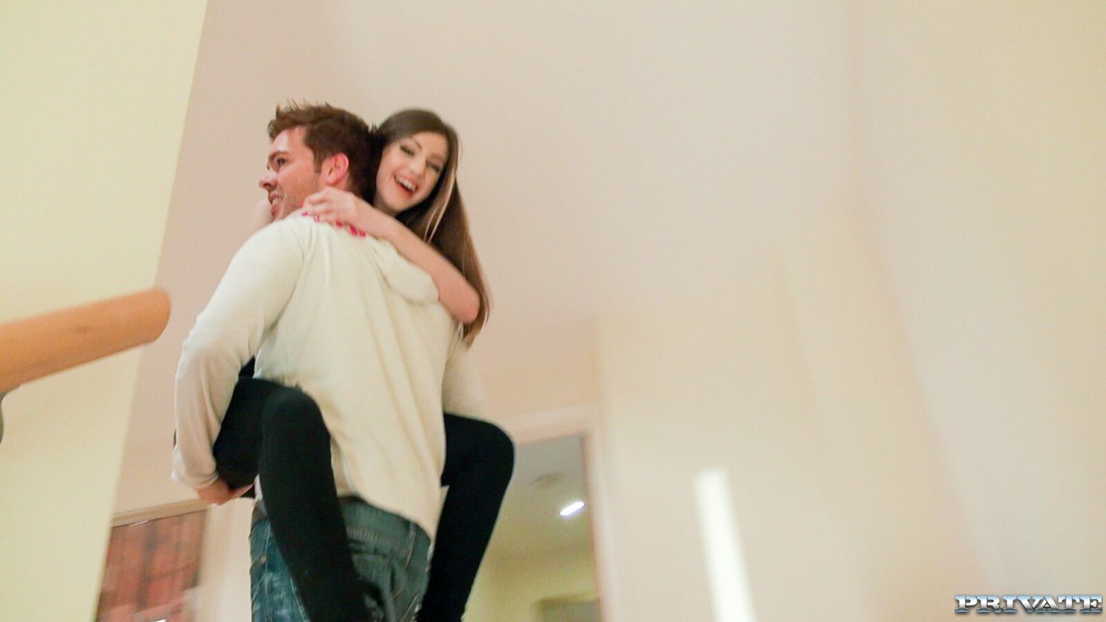 Anal Loving Stella Cox Does a Friend a Favour with Hard Fucking