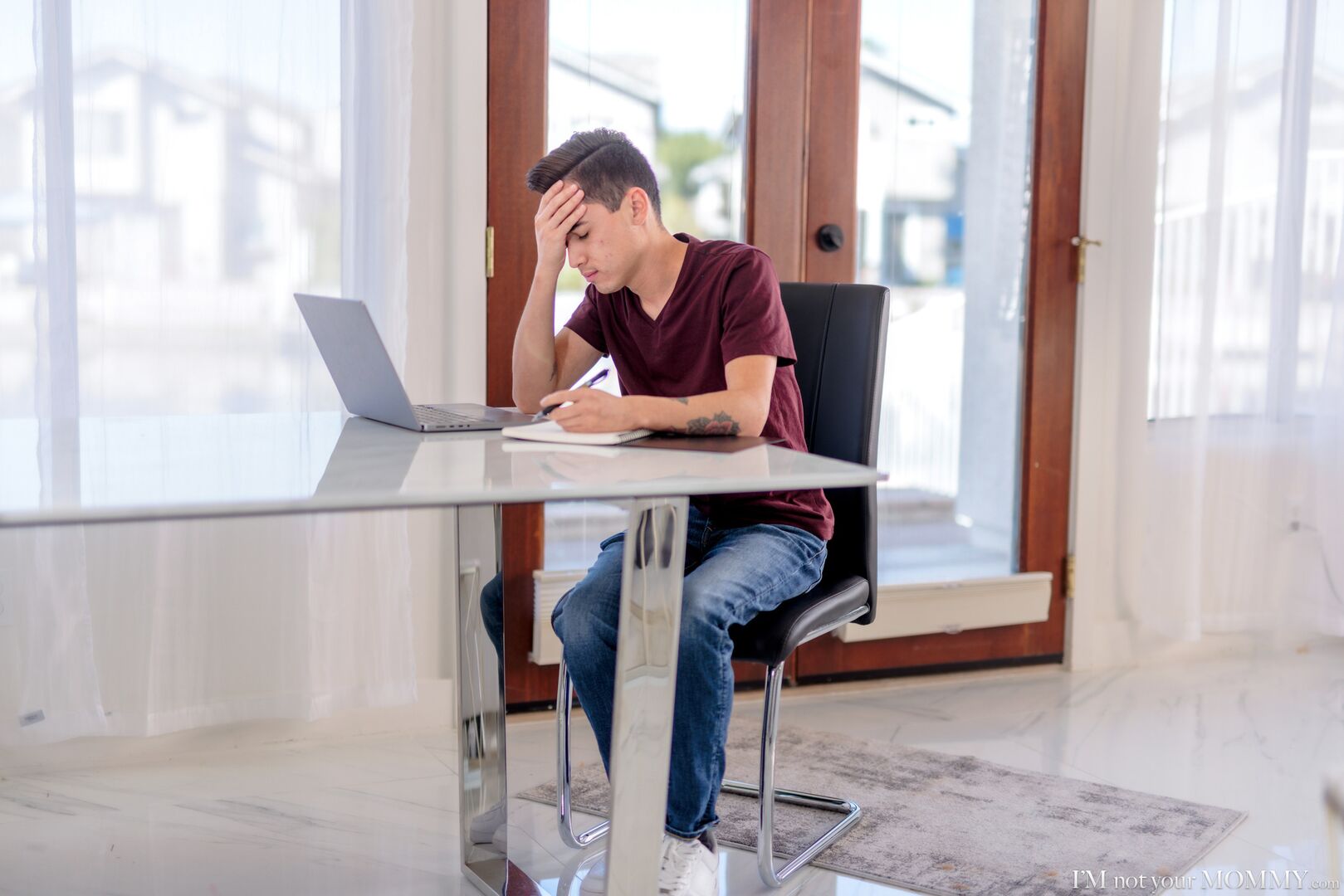 Im Too Old For A Babysitter - S3:E1