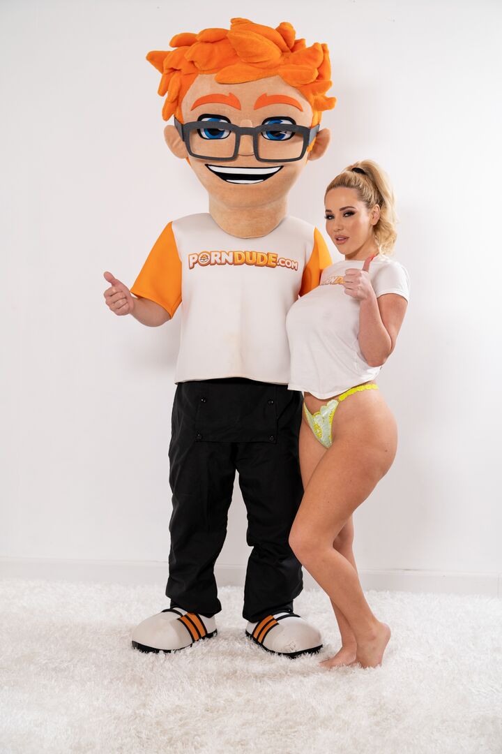 PornDudeCasting - Savannah Bond