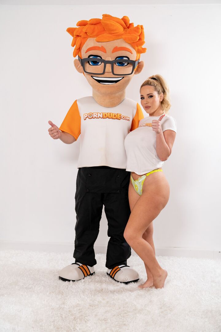 PornDudeCasting - Savannah Bond