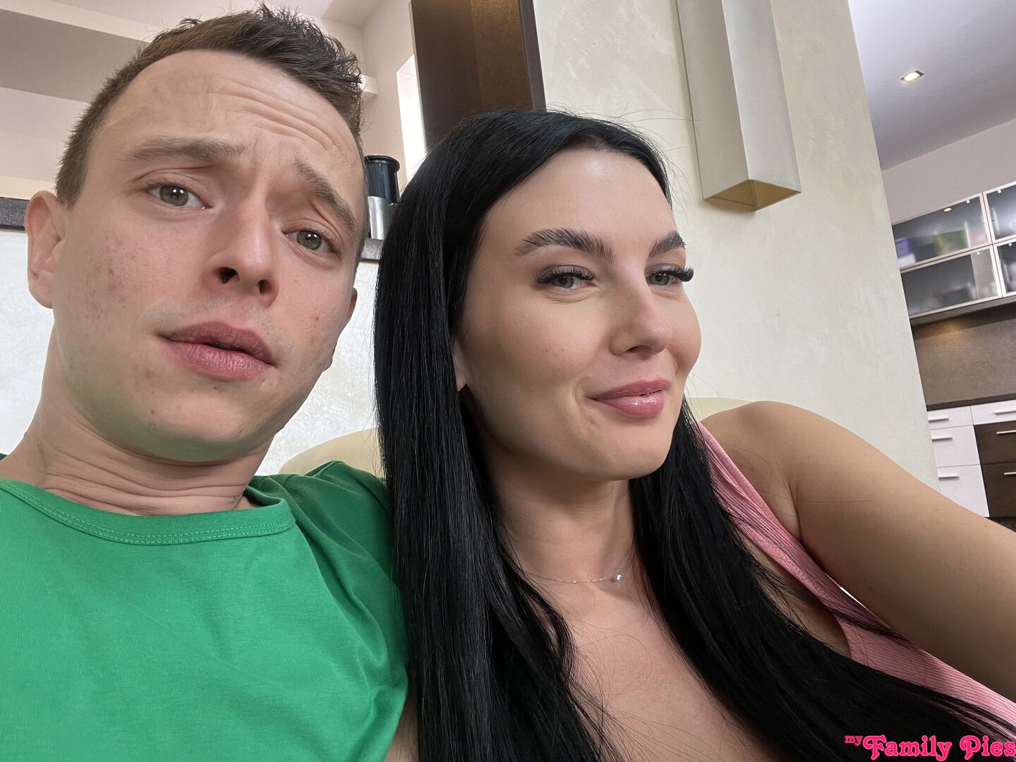 Maybe If You Eat This Pussy Youll Grow Taller - S32:E2