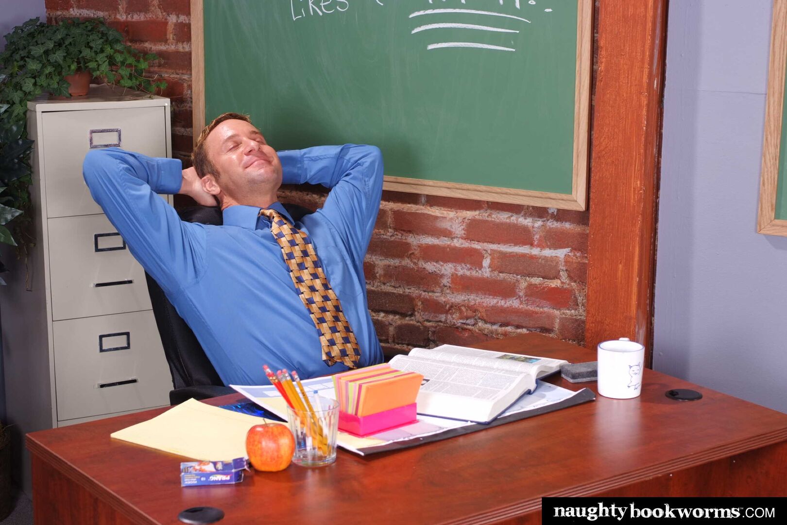 Cute blonde Ziggy tries to take her Professor's huge cock after class