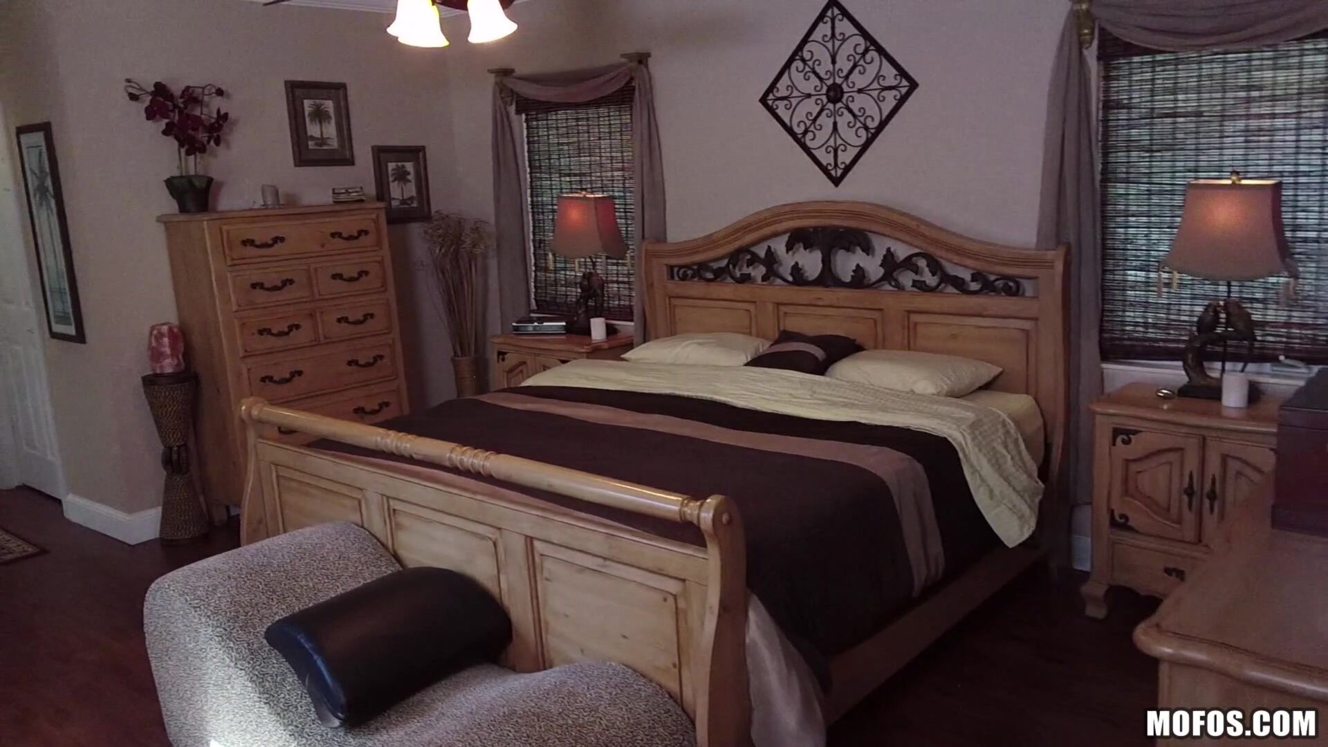 From Naked Selfies to a Threesome!