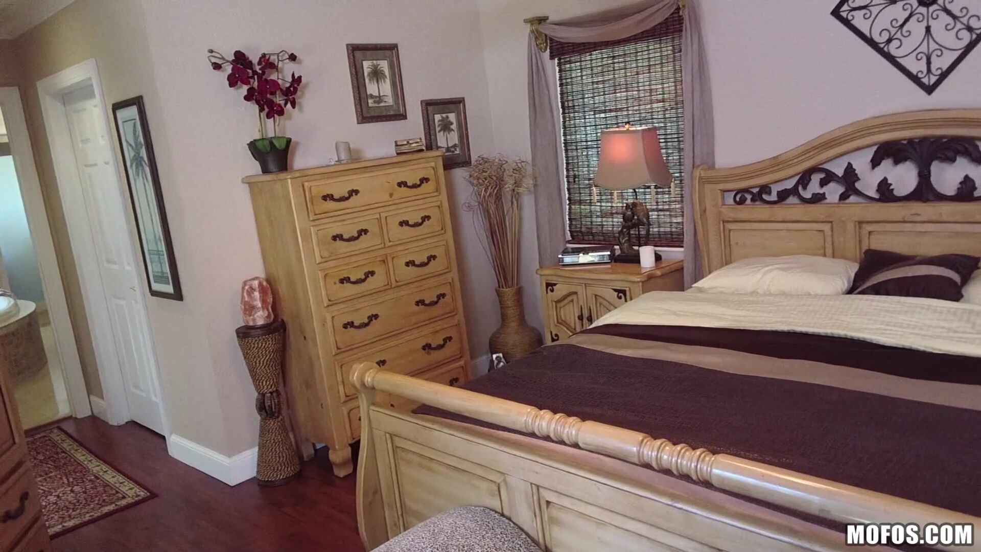 From Naked Selfies to a Threesome!