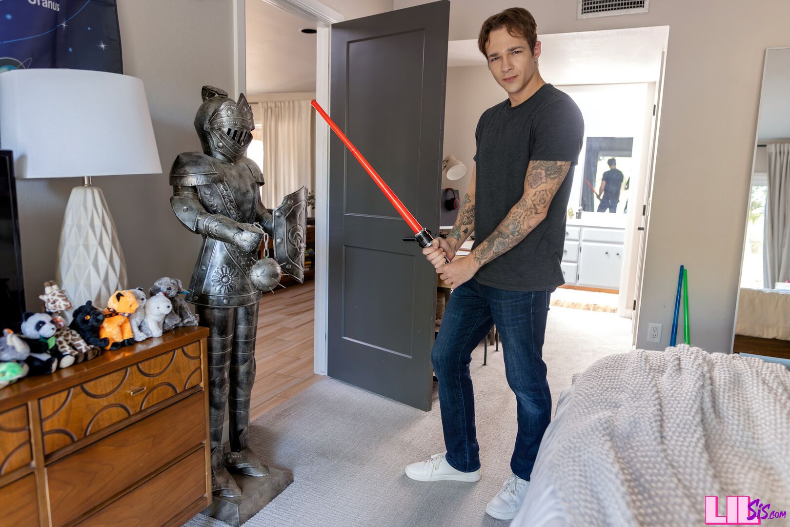 Do You Like My Toys Stepbro - S2:E3