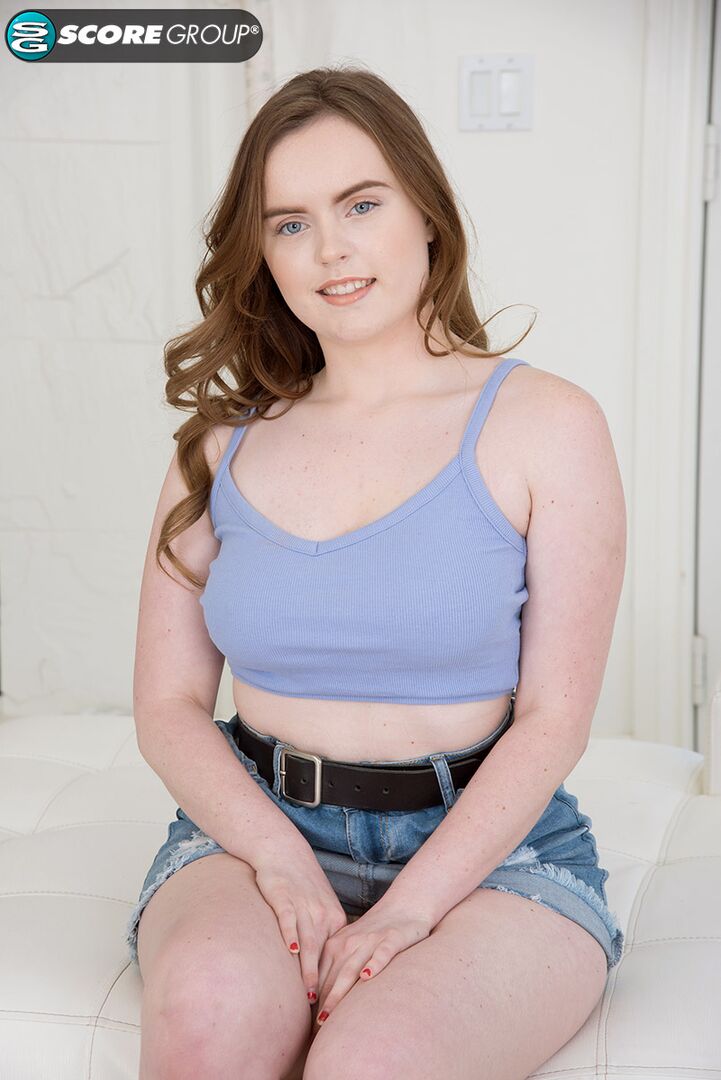 YEE-HAW! EIGHTEEN YEAR OLD COWGIRL RIVER SHOWS OFF HER HEAVY NATURAL TITS AND TASTY ROUND ASS.