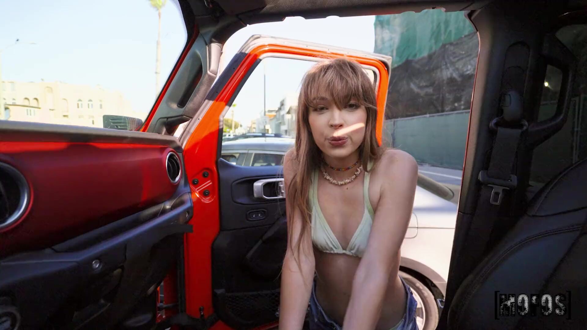 Classic Cars Make Leila Horny