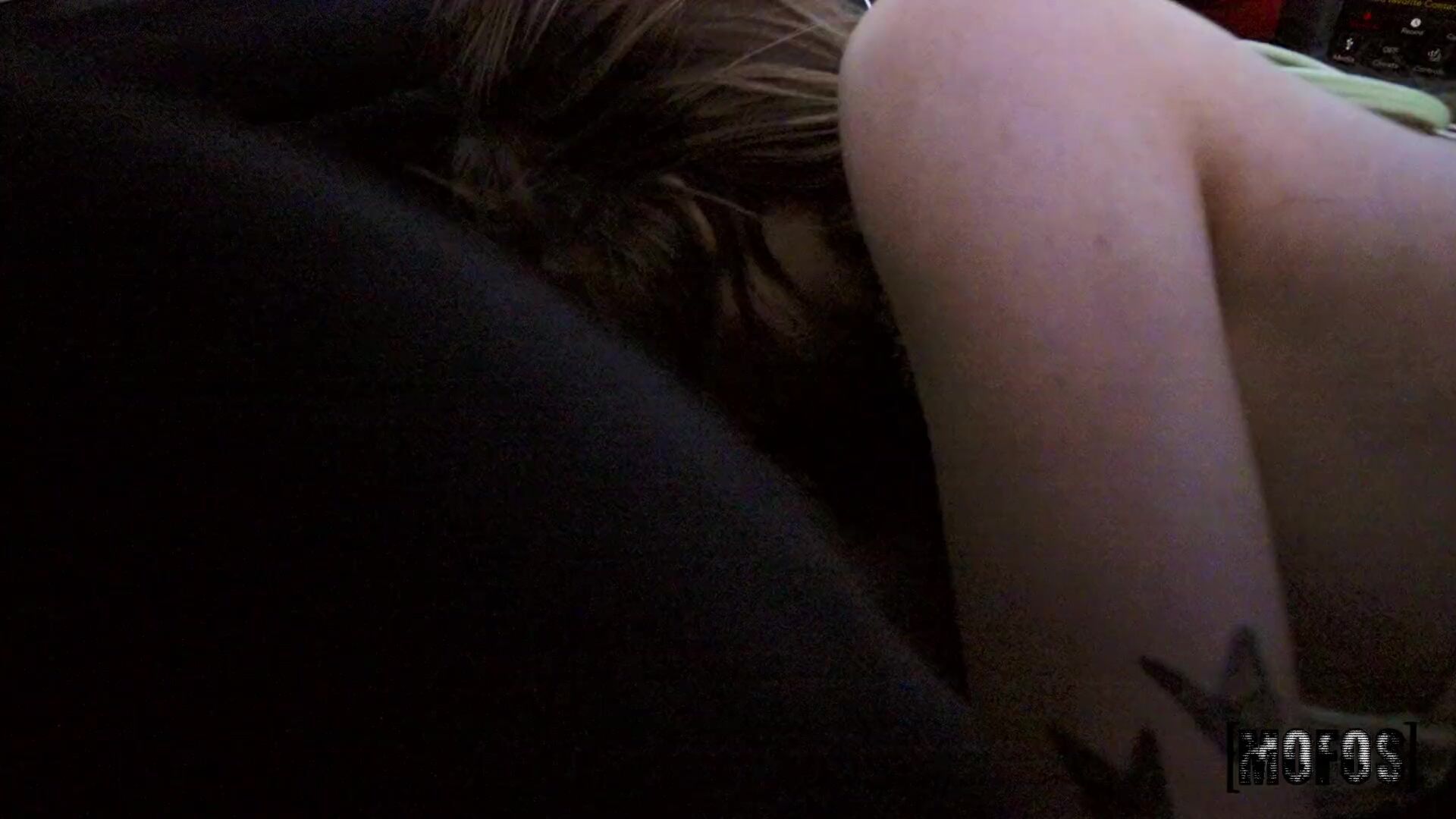 Classic Cars Make Leila Horny
