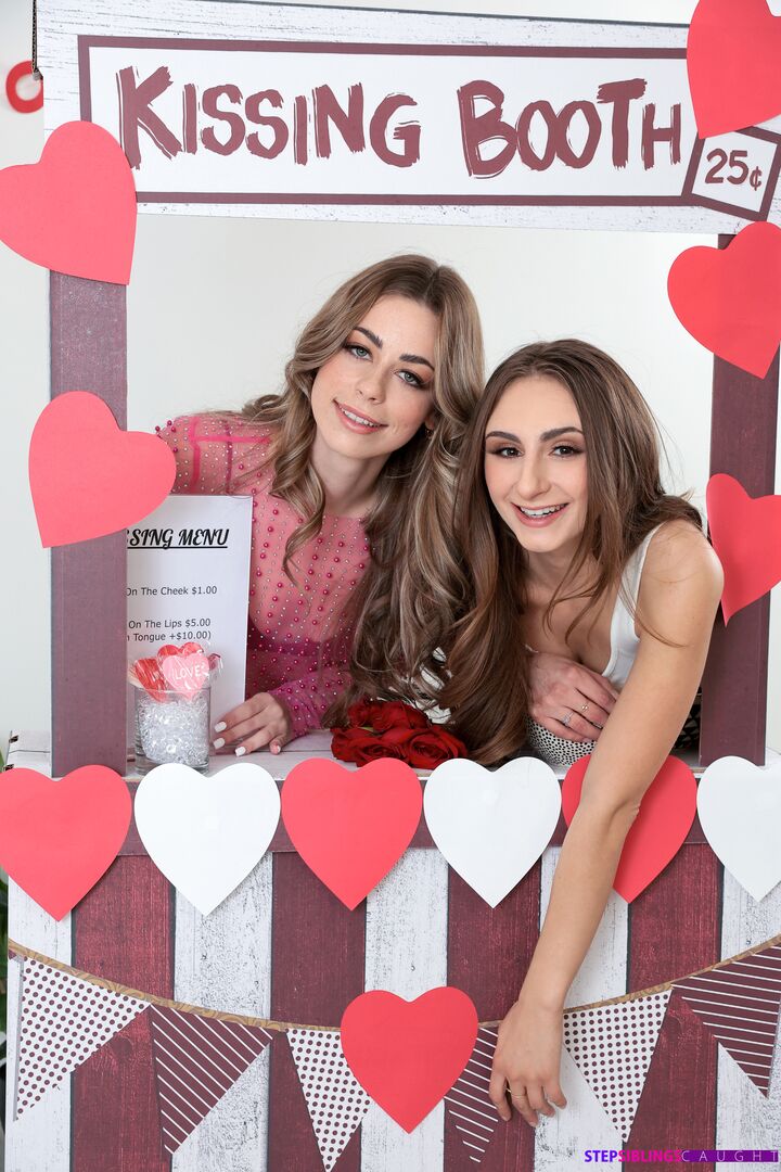 Cash For Kisses On Valentines Day - S25:E7