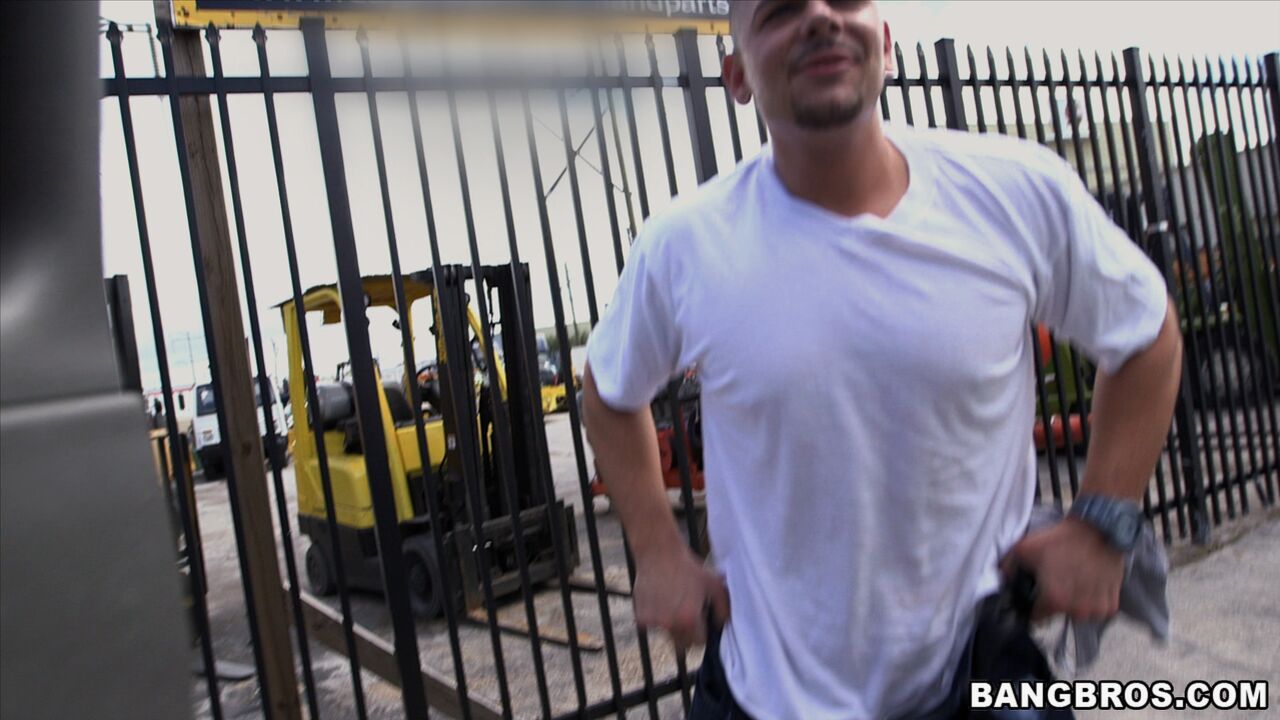 Sandie Santana Bangbus takeover!