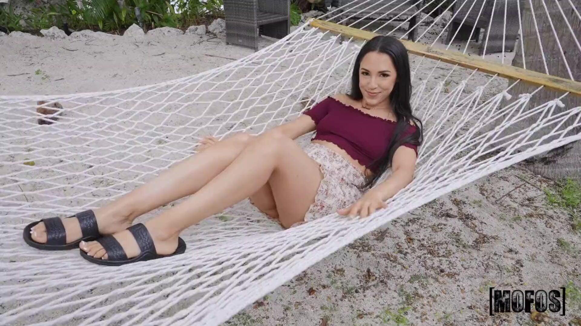 Sexy Selena Gets Fucked Until She Squirts