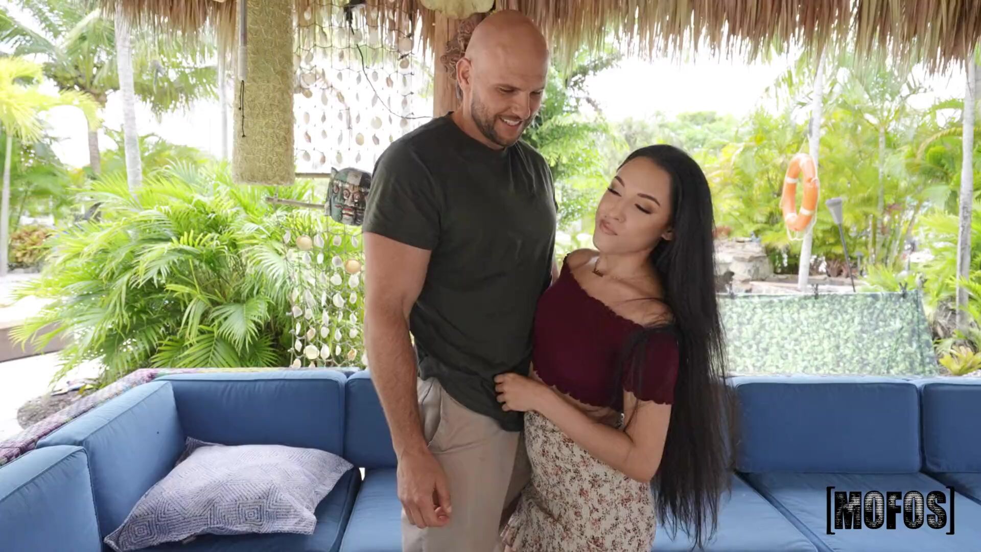 Sexy Selena Gets Fucked Until She Squirts