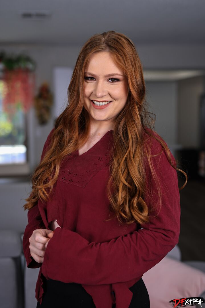 Yaya Gingersnatch Riding Her Ex's Cock!