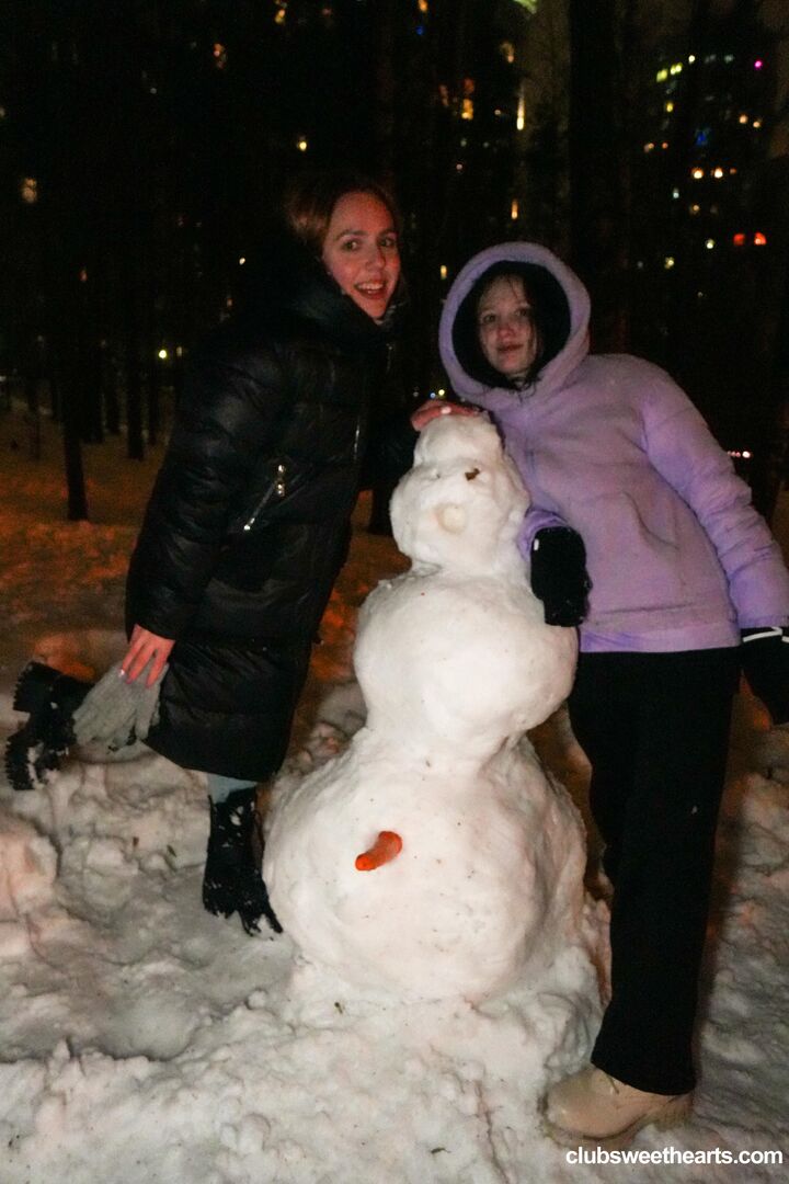 Winter Wonderland with Violet & Akina