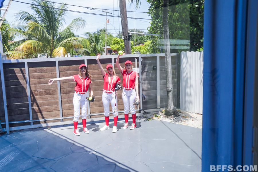 Home Run Hotties