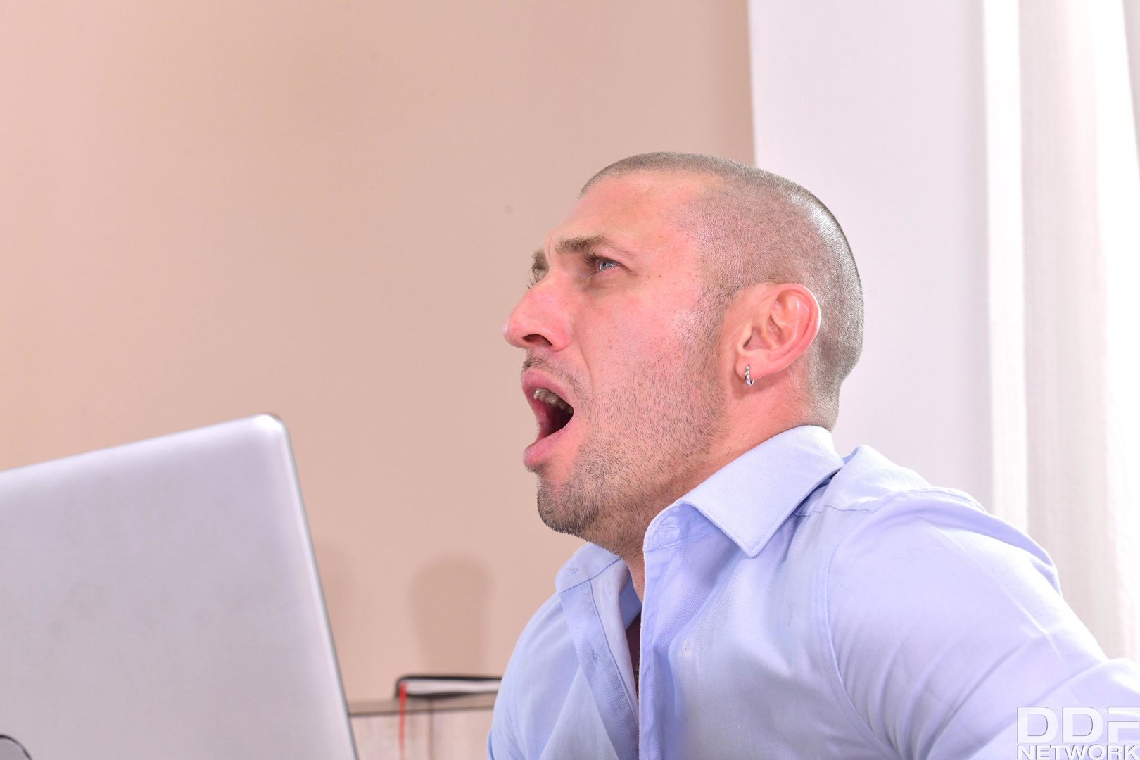 Blowjob Quickie at the Office