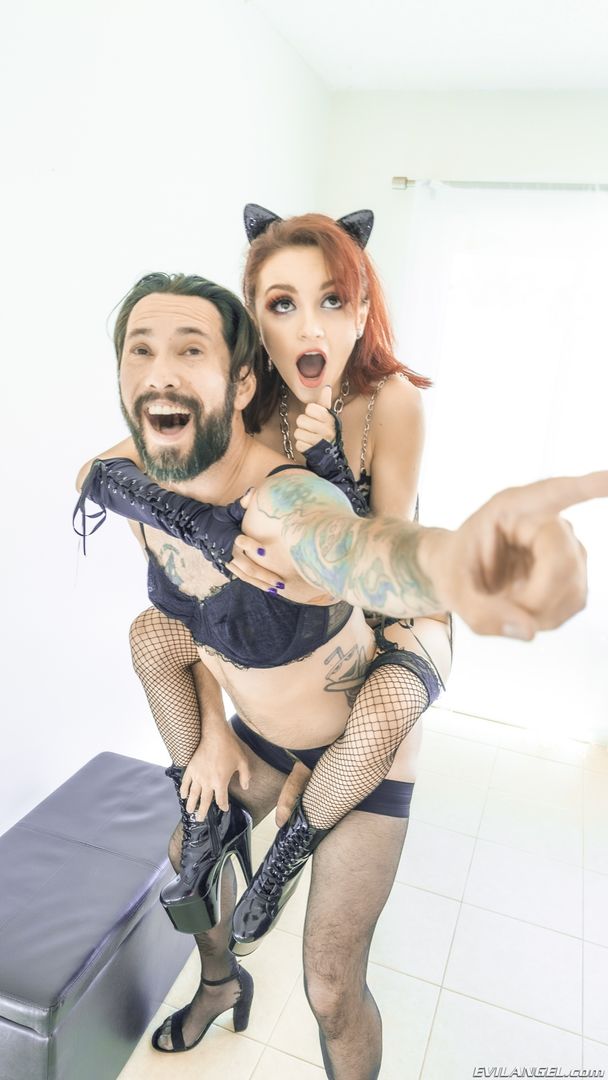 Lola + TV Tommy: Squirt, Anal, Blowjob