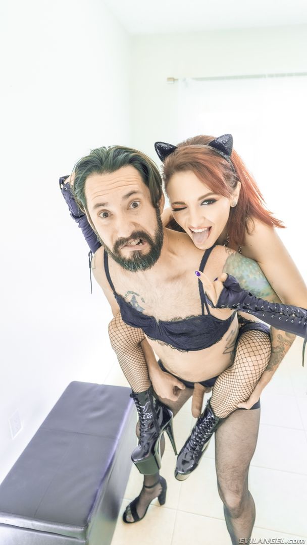 Lola + TV Tommy: Squirt, Anal, Blowjob