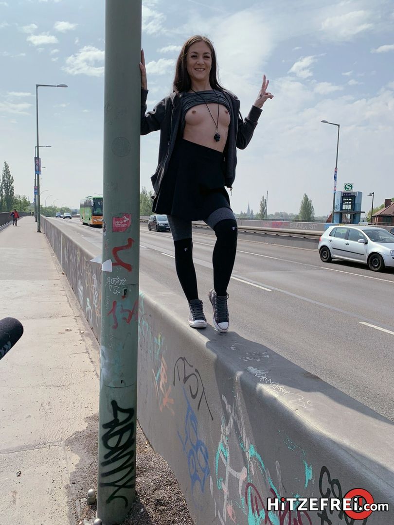 A Hot Outdoor Fuck Date