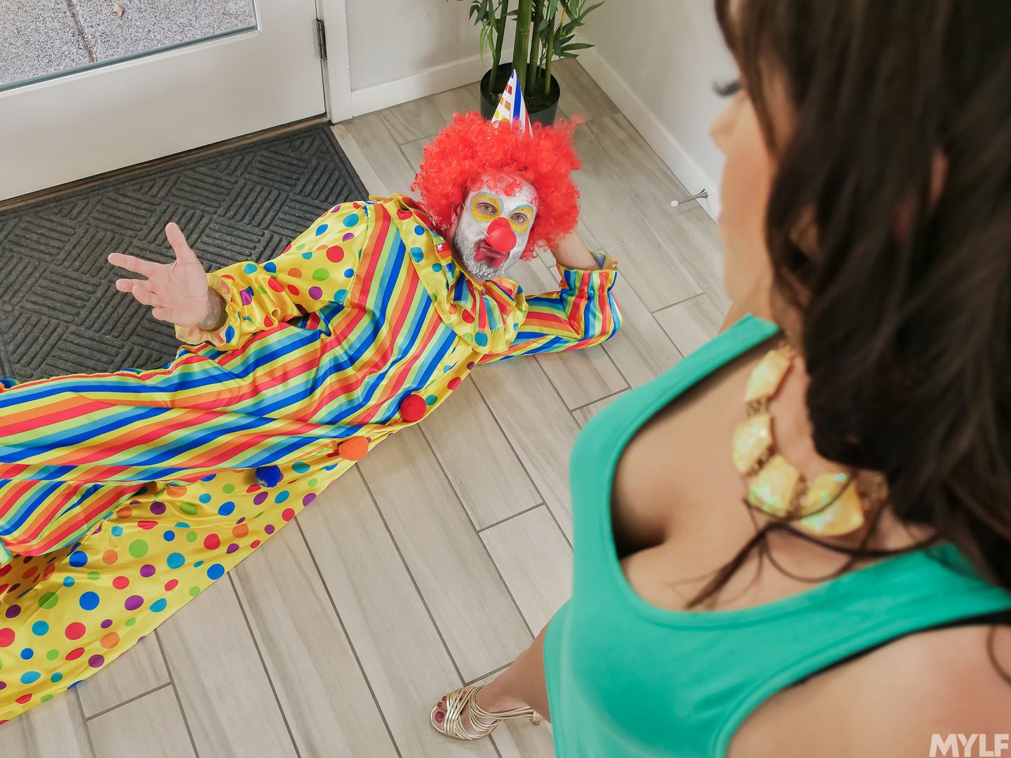 Horny Clown Dick Down