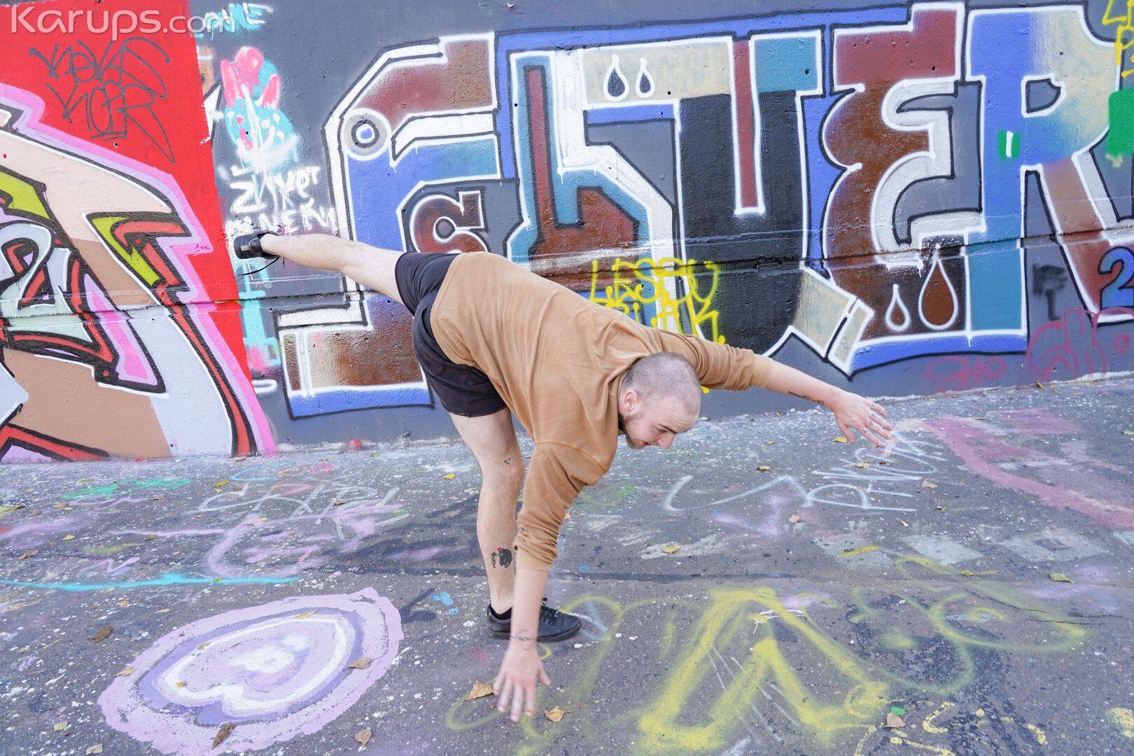 PARK WHORE PARKOUR