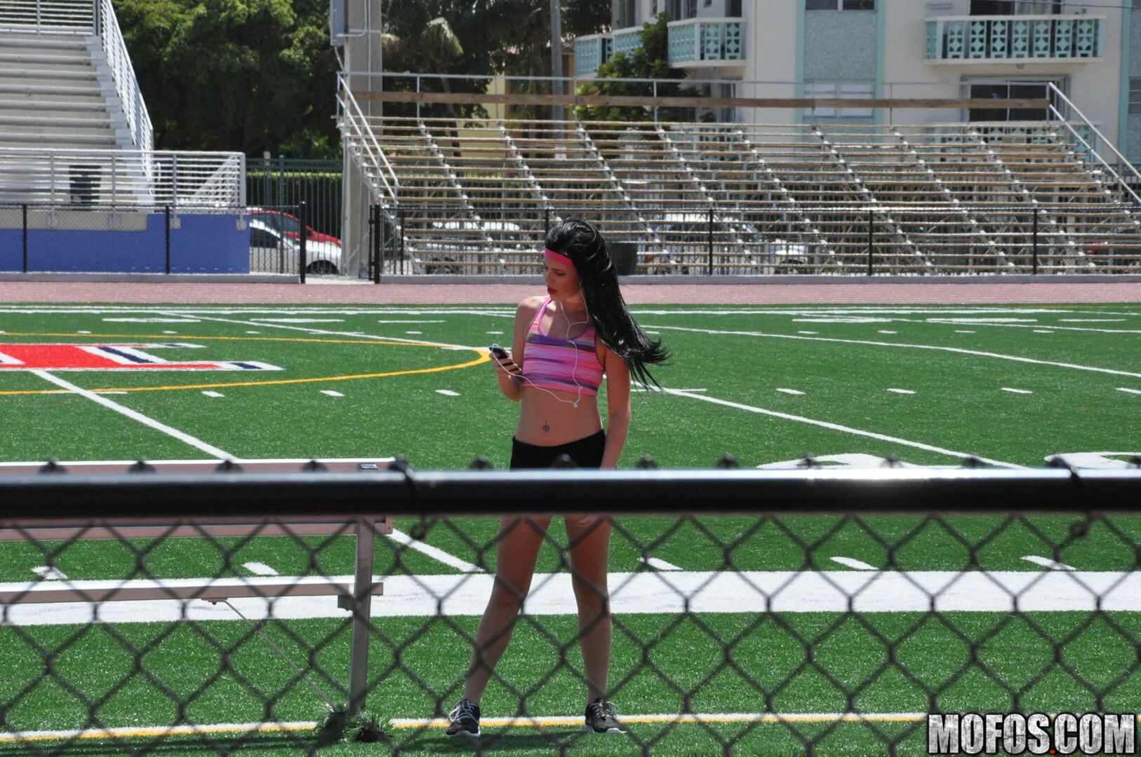 Athletic Amateur Sucks and Fucks