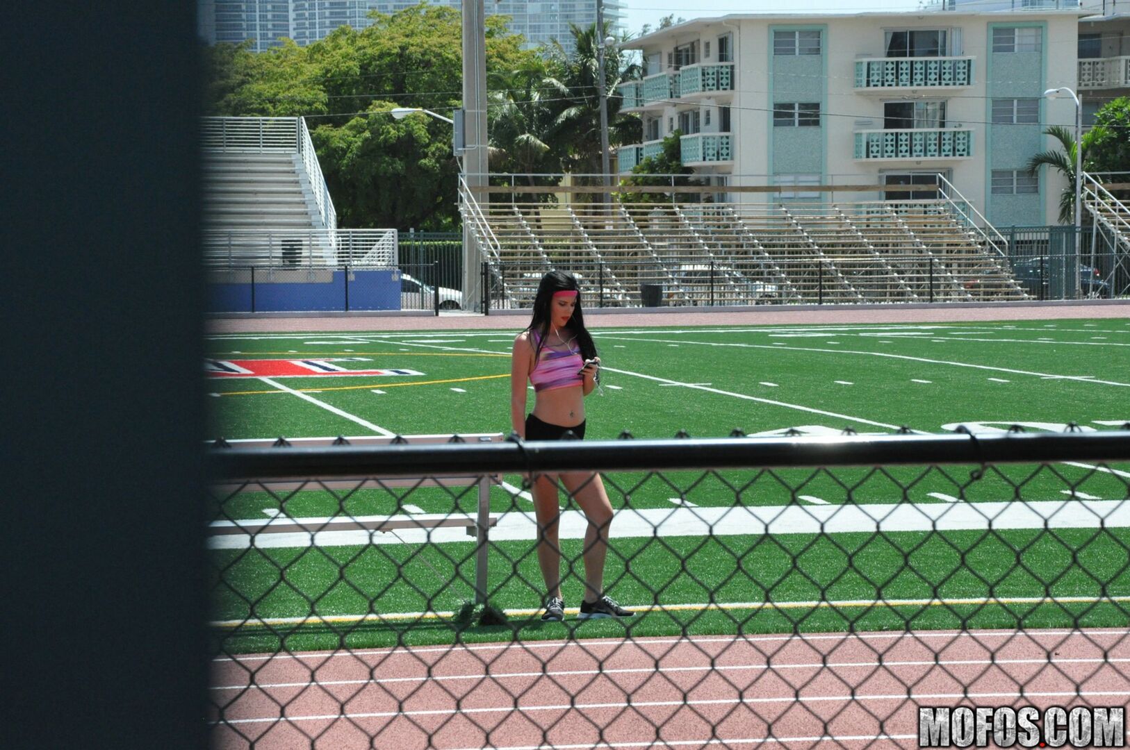 Athletic Amateur Sucks and Fucks