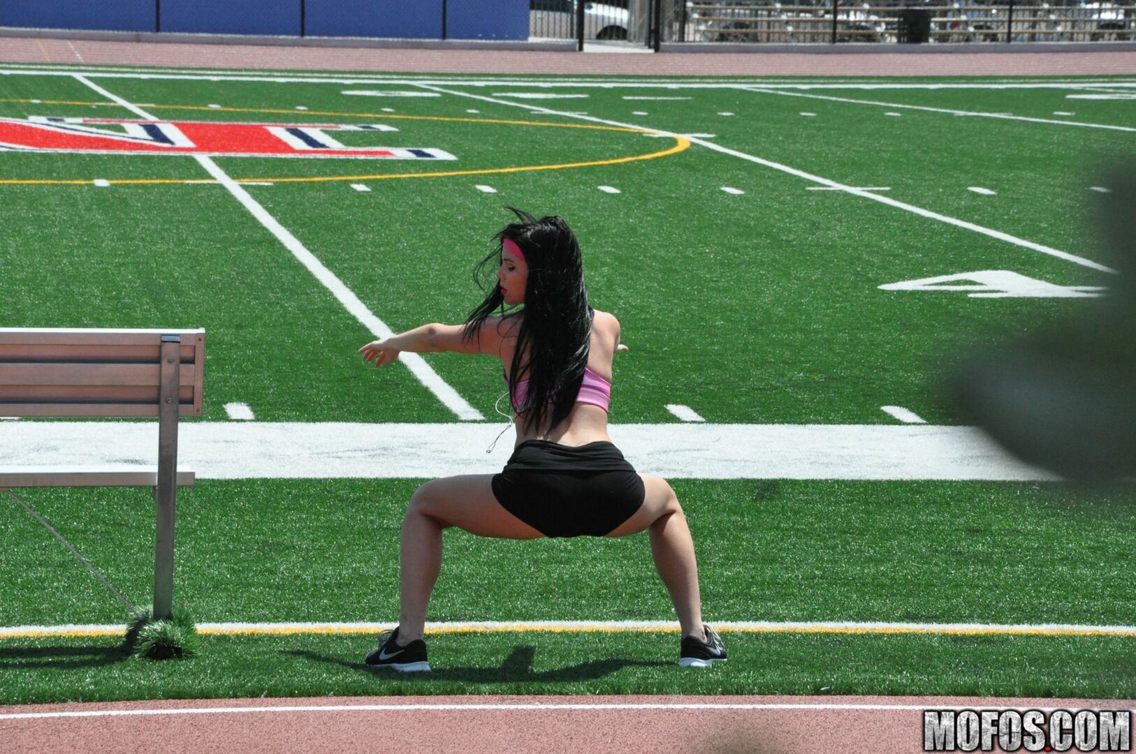 Athletic Amateur Sucks and Fucks