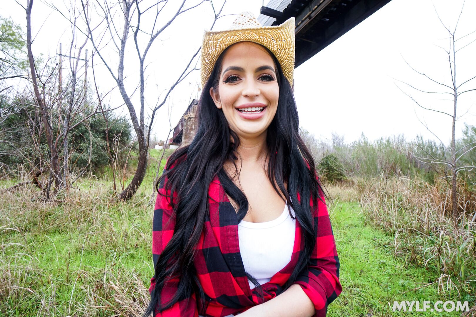 Cowgirls Crave Cock