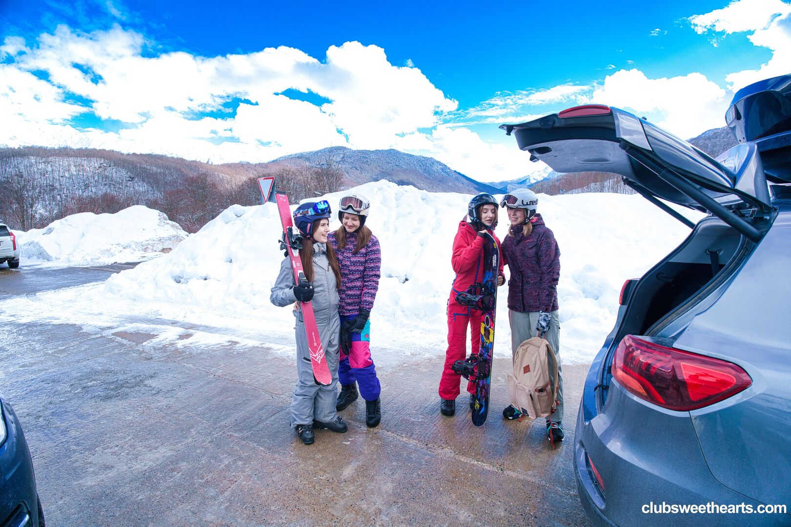 Ready, set, snow! 1/4