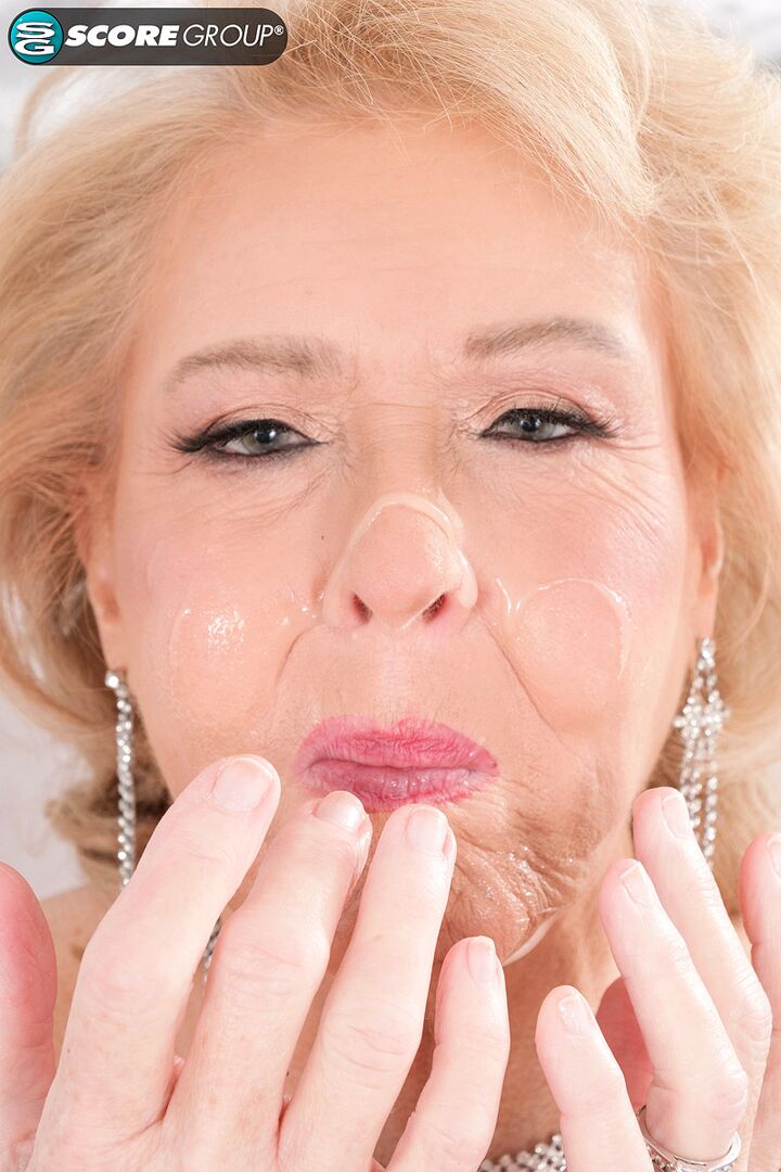 77-YEAR-OLD DESIREE USES UP A 27-YEAR-OLD COCK