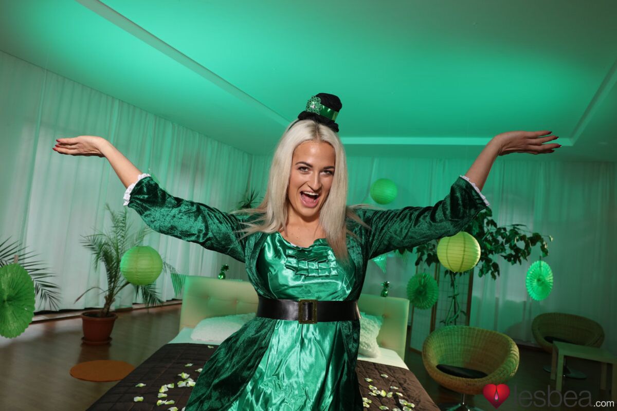 Lesbian orgasms on St Patrick's Day