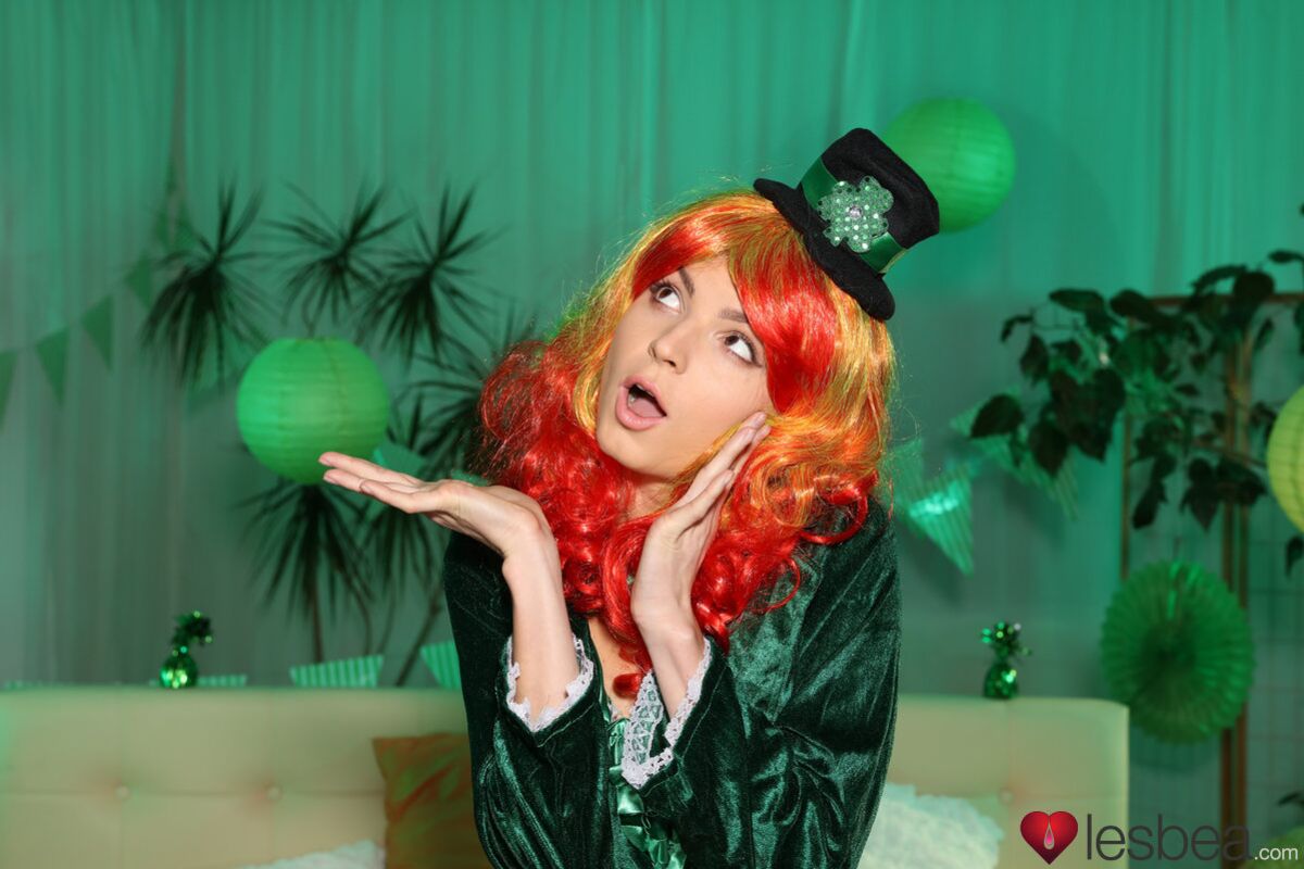Lesbian orgasms on St Patrick's Day