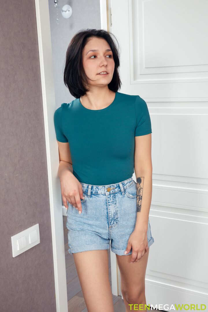 Enjoy my hot self!