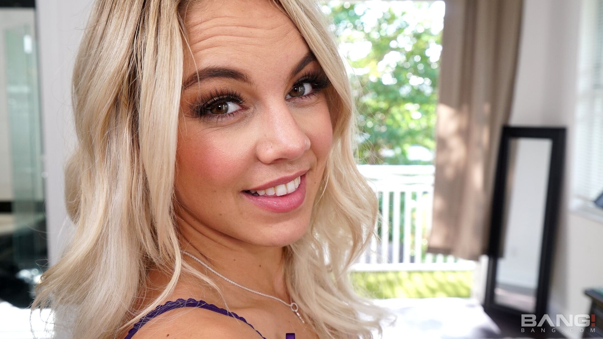 Kelsey Kane Gets Her Perfect Ass Worshipped
