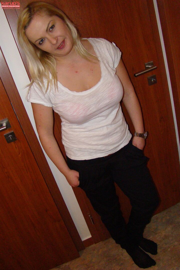 Helen Ashley 6843